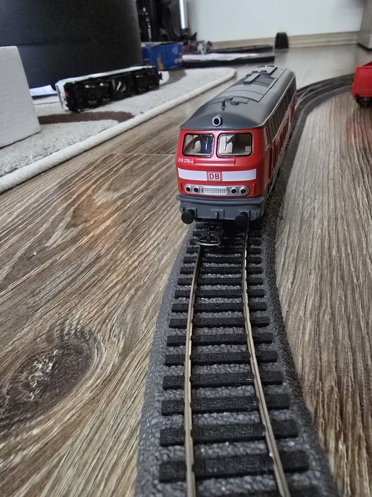 Locomotiva digitala Piko BR218