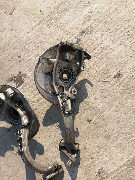 Fuzeta fata 3.0 Audi a4 8w 2016 pe original fără defecte