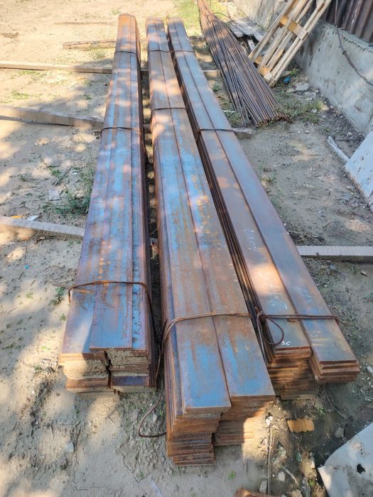 Vand panouri sandwich toate dimensiunile și strusturi metalice