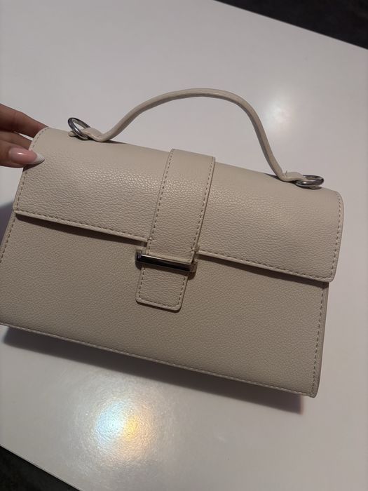 Дамска чанта DeeZee от еко кожа - НОВА