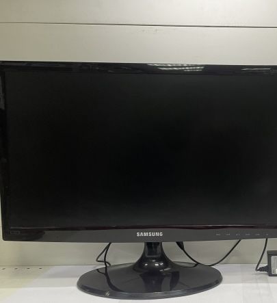 Монитор для камеры почти новый