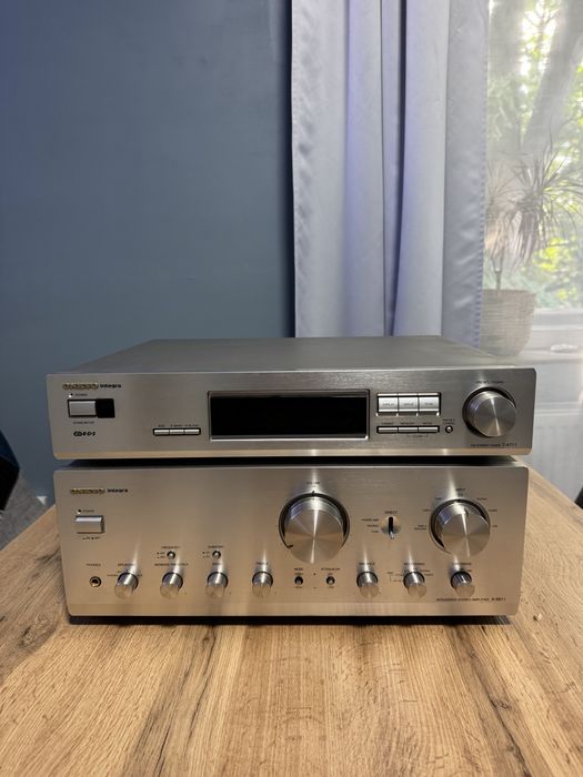 Vand amplificator Onkyo integra A-9911 capul de serie