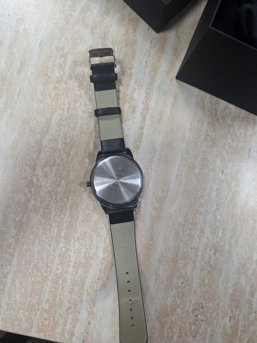 Чисто нов мъжки Часовник