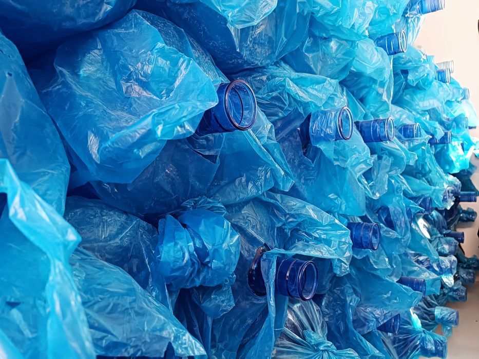 Бутыл 19л продаются новый