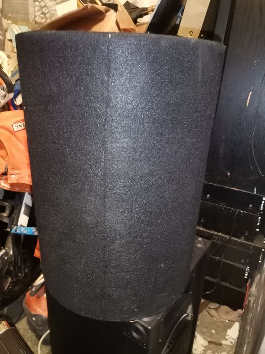 Boxă bass auto 100w perfect funcțională, adusă din Germania,tun de bas