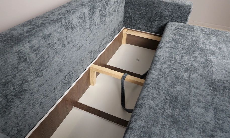 Продам качественный диван