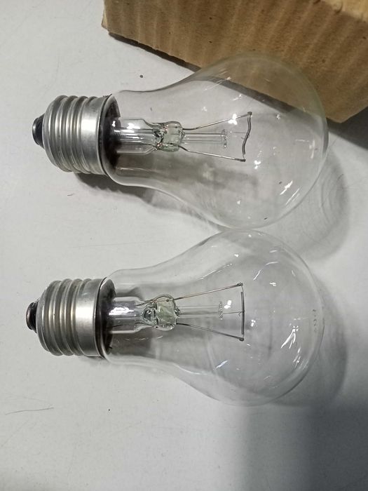 Продам лампочки на 24 вольт