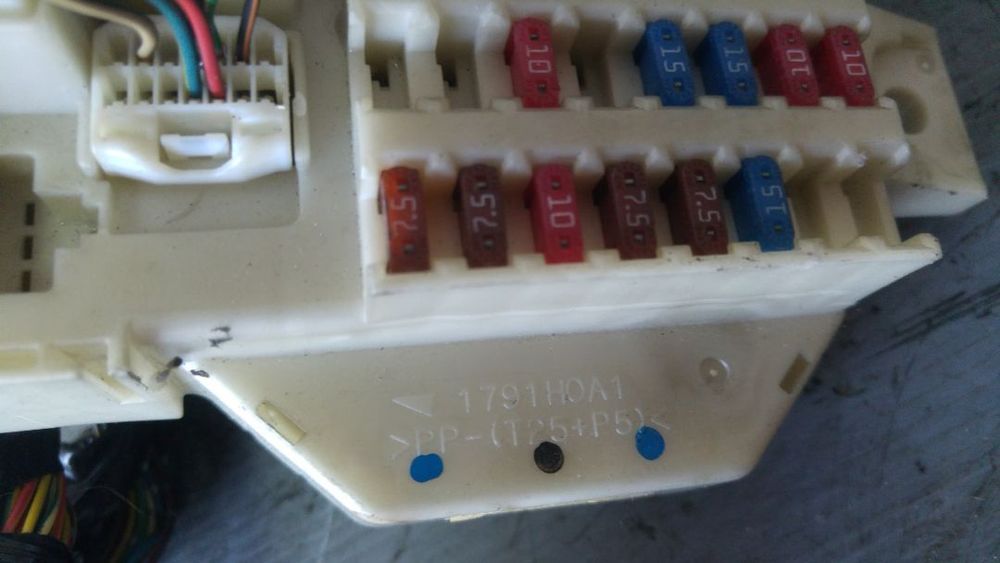 panou sigurante mitsubishi colt 1.5 dci 2002-2012 1791h0a1