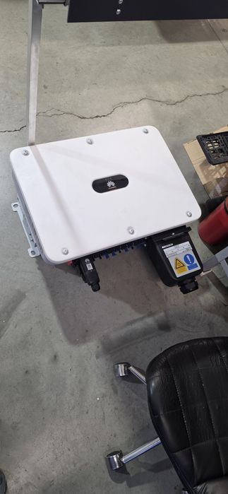 Invertor panouri solare HUAWEI