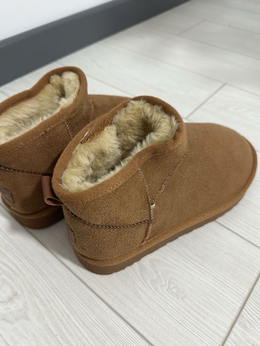 Чисто нови Ugg 38номер и токчета 37номер