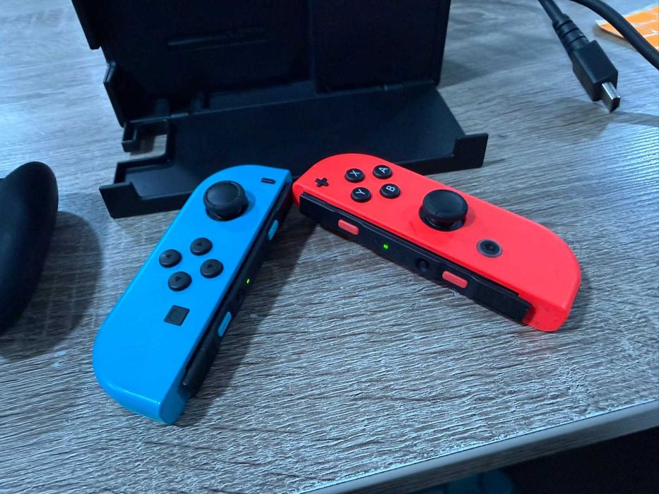 Продавам Nintendo Switch