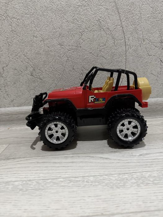 Детские игрушки машины