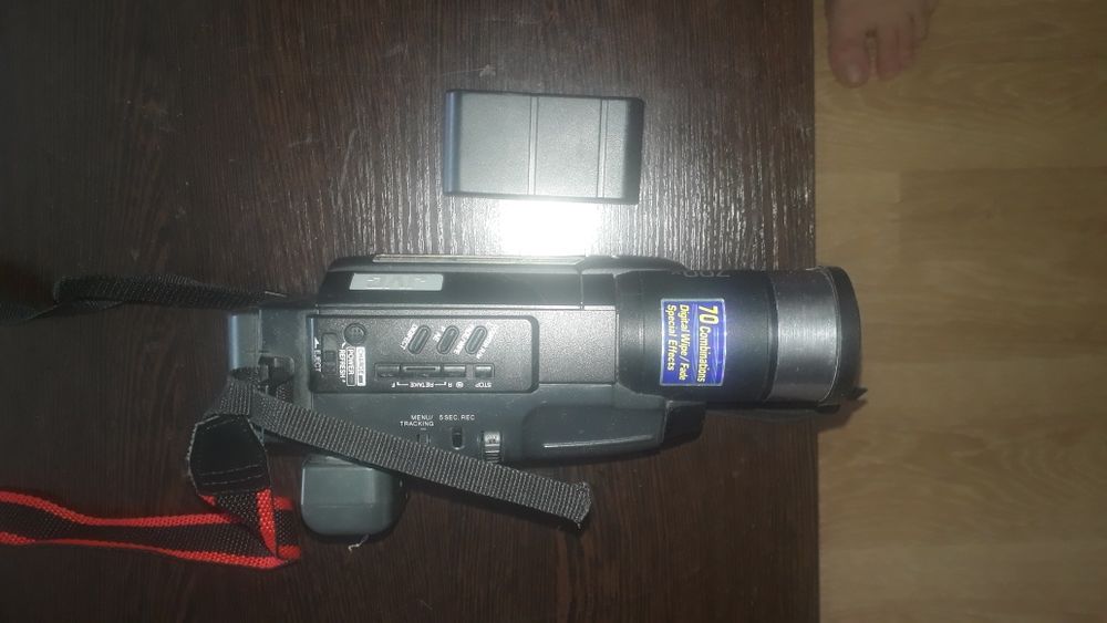 Продам видеокамеру