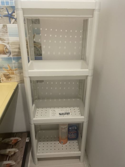 Полочки в ванную