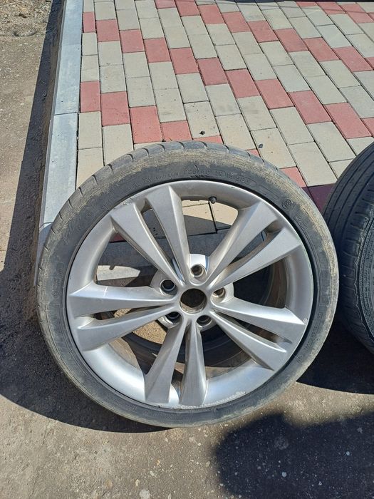 Set 4 Jante Roti Aliaj VRS 225 40 18 R18 5x112 Skoda Octavia 2 sau VW passat ,golf