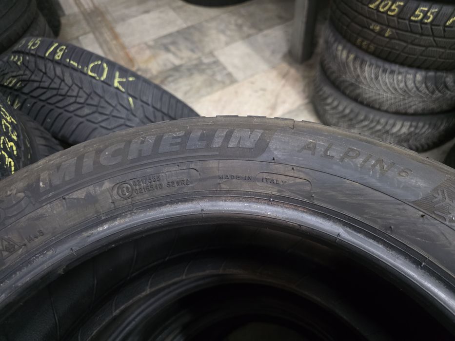 4бр Зимни гуми 215 55 16 - Michelin -