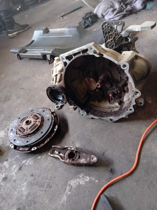 VW Jetta 2012/variante Mercedes CLA/AMG 2019