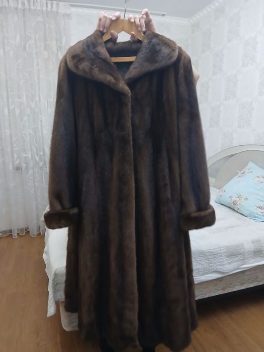 Шуба норковая б/у