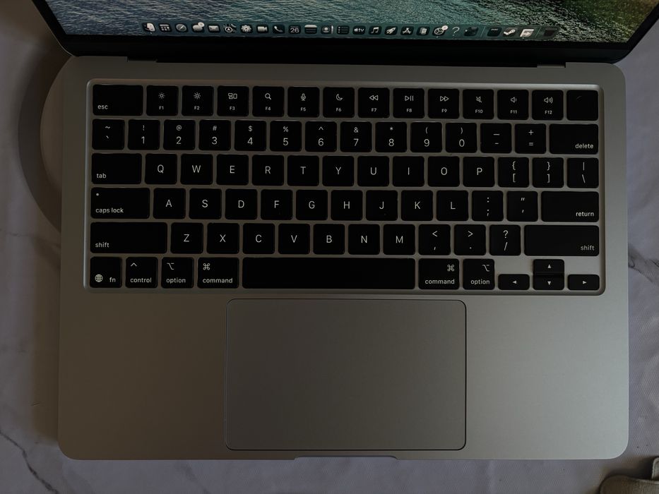 Apple Macbook air m4