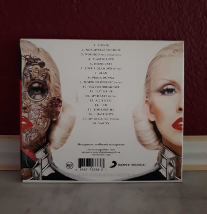 CD-та: Christina Aguilera, Royal Blood, The Pretty Reckless