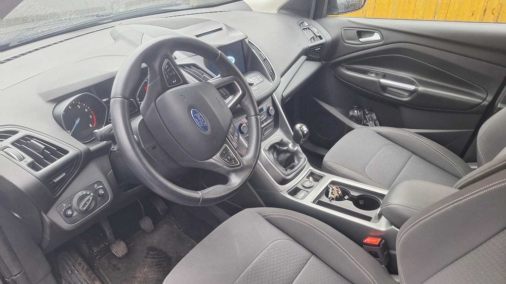 Ford Kuga 1.5 EcoBoost 2x4 Cool&Connect