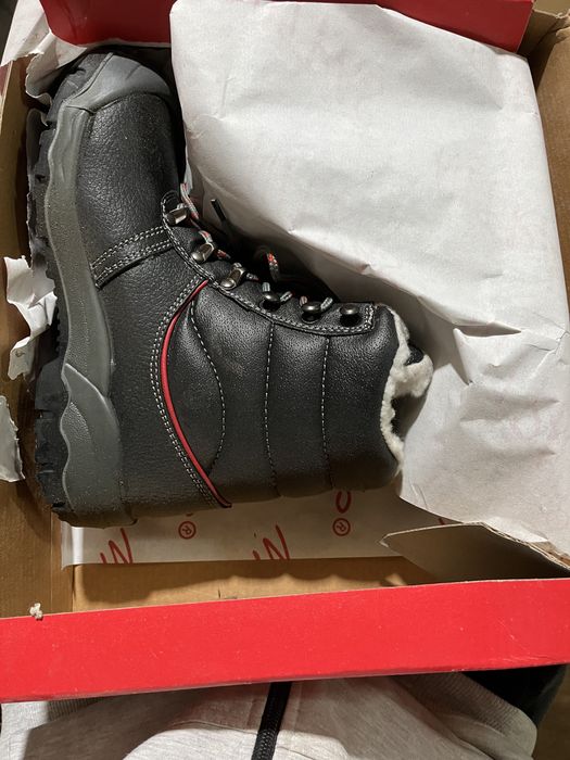 Робочий батинки