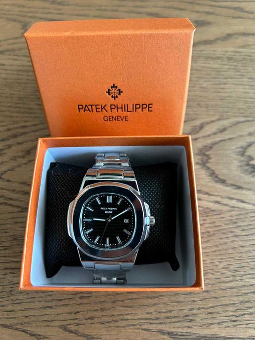 Patek Philippe Nautilus  – nou, nepurtat