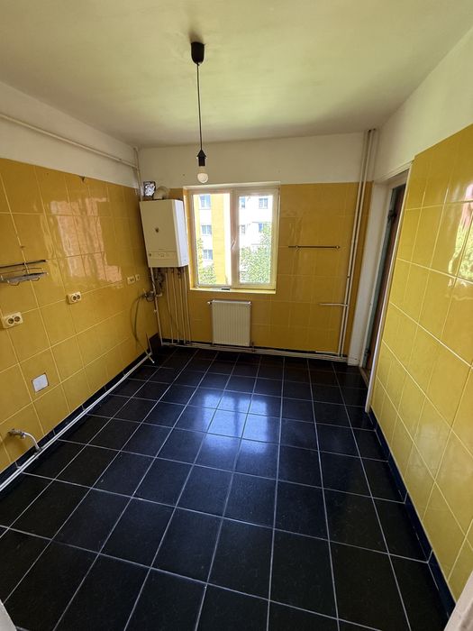 Apartament 3 Camere/Trivale/Str Zimbrului/Etaj 3/4