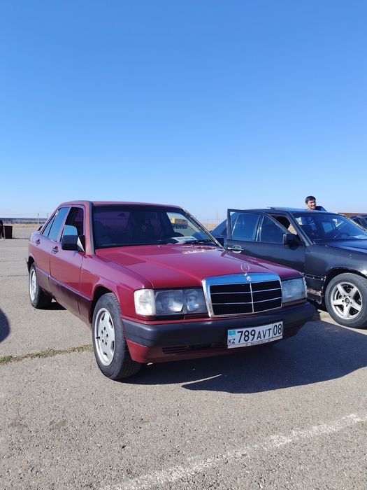 Мерс 190. 2.0 Дизель