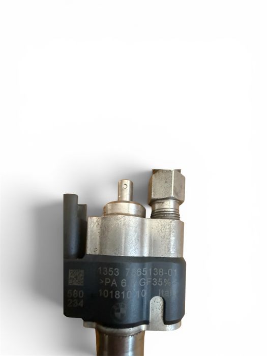 Дюза 13537565138-01