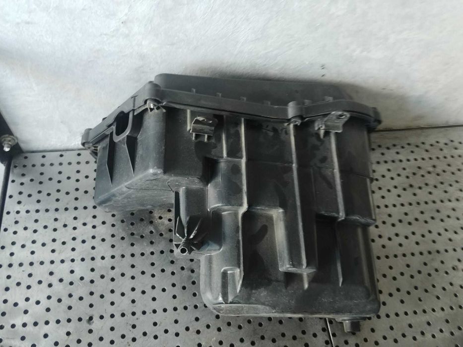 carcasa filtru aer 2.0 d b47d20a  bmw seria 1 f20 f21