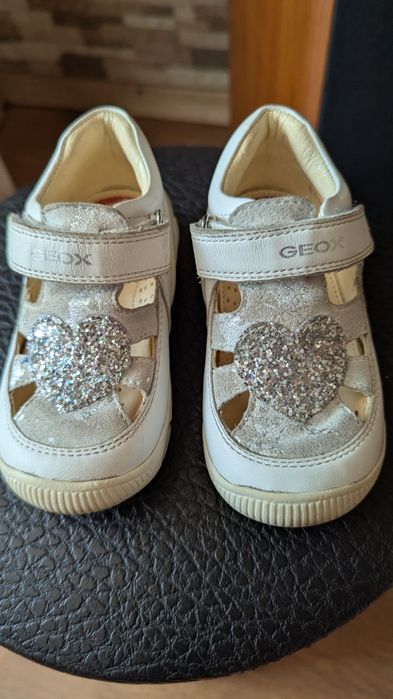Детски сандали Geox номер 22