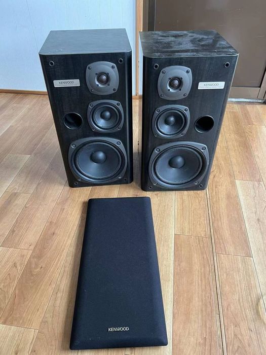 В продаже Kenwood S-8M