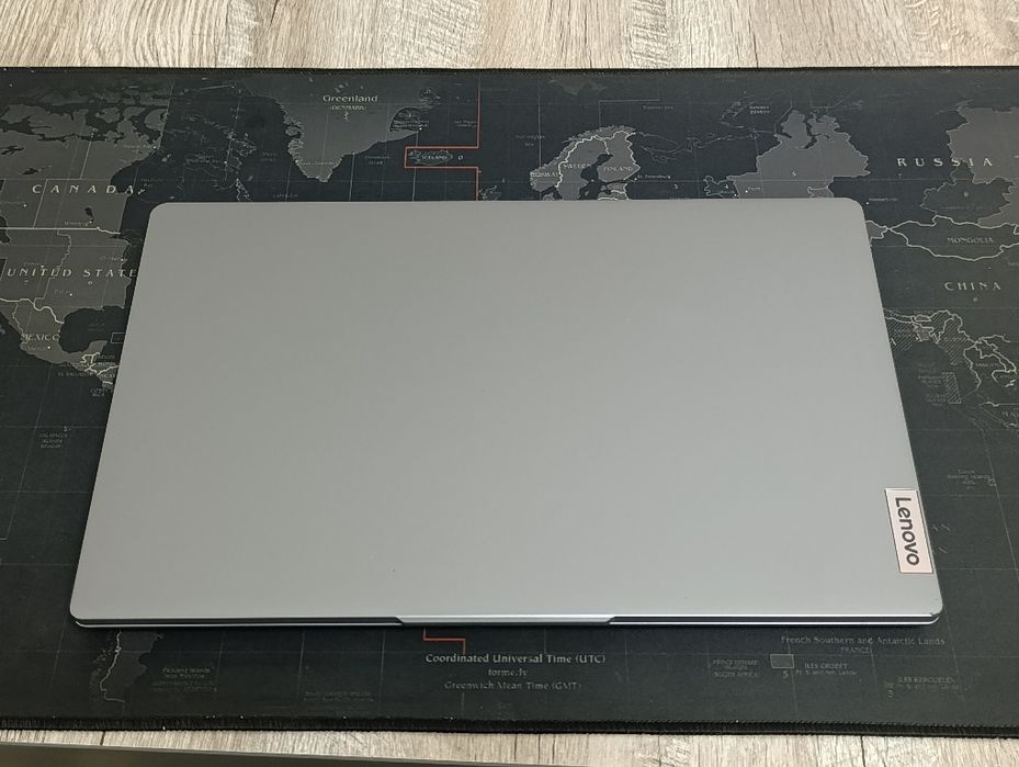 Ноутбук Lenovo Intel Core i3 - 1305U