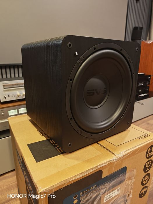 SVS SB 1000 Subwoofer 300w Rms 4 ani garanție