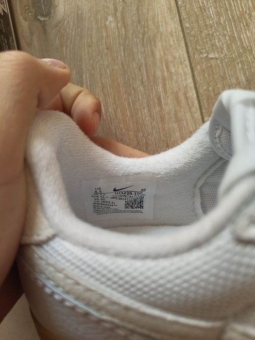 NOI Nike Field General 82 SP 42 teniși bărbați albi gum sole crem