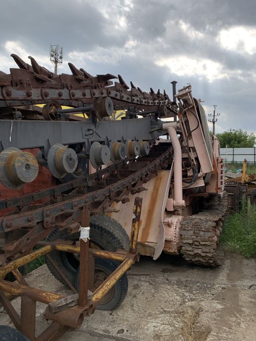 Траншейный экскаватор ЭТЦ-252А две еденицы с документами