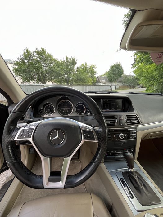 Mercedes-Benz e250 Coupe