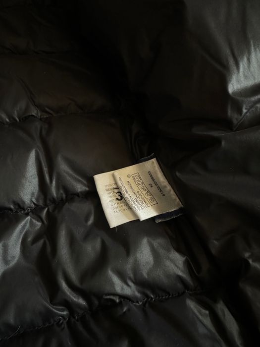 Пуховик Moncler черный