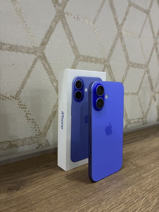 iPhone 16 128Gb В отличном состоянии есть чеки и гарантии