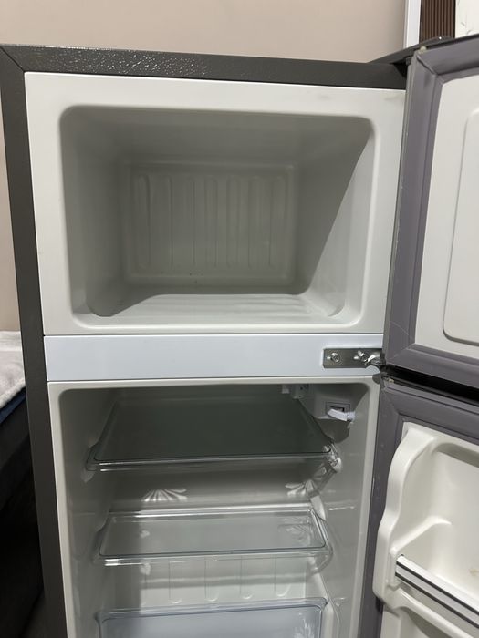 Продам мини холодильник