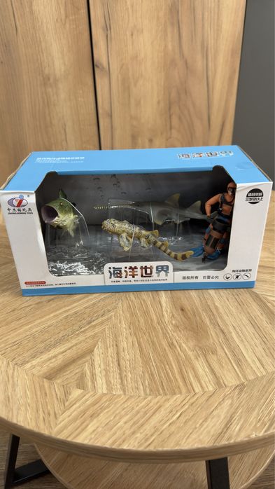 Игрушки , животные , динозавры