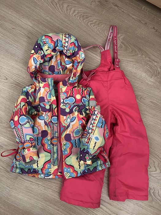 Костюм весенний на девочку 98-104