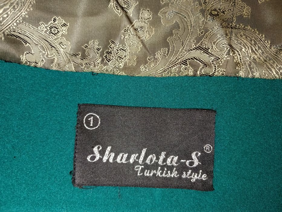 Срочно продам новый оригинал турецкий женская пальто sharlota