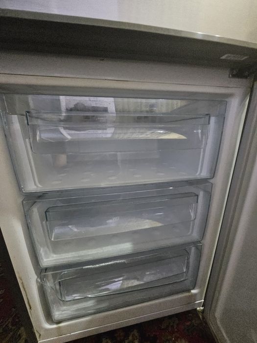 Продаю холодильник самсунг