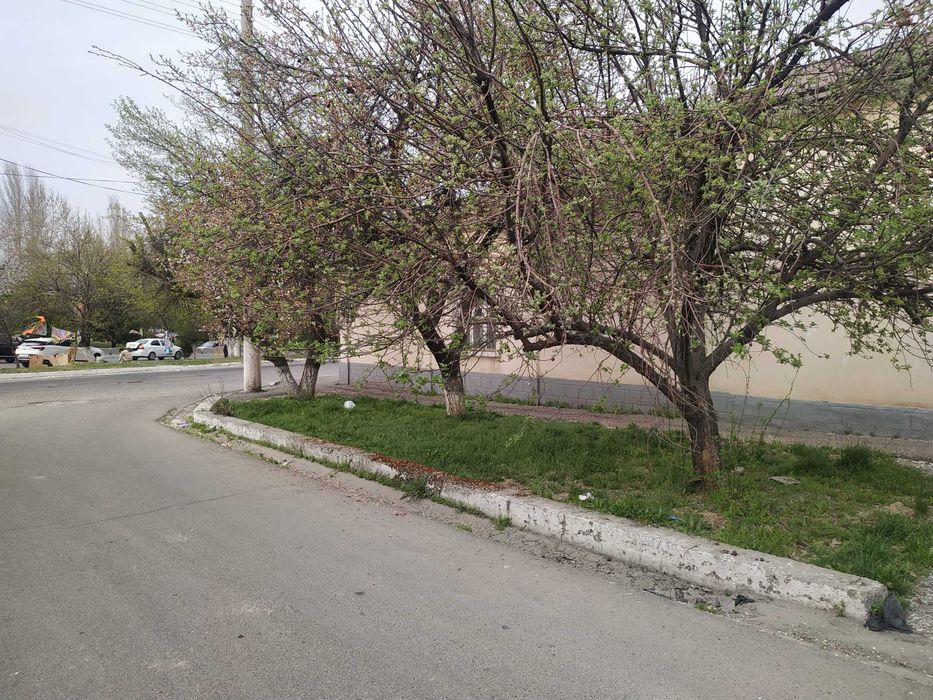 Uy Sotiladi Shofayz mostda  kotta yol yuzida !!!