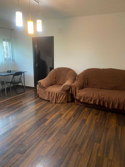 Apartament de inchiriat