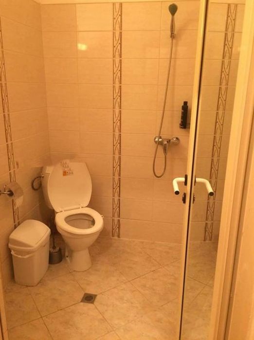 Дава се под наем Тристаен апартамент в София, Студентски град - 80 кв.м за 800 € - Снимка #4