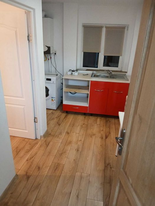 Inchiriez garsoniera in bloc nou, privat. Particular