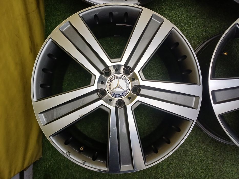 Диски R19 5x112 на Mercedes и другие.